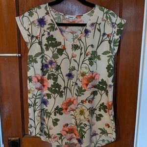 Express Rolled Sleeve Blouse